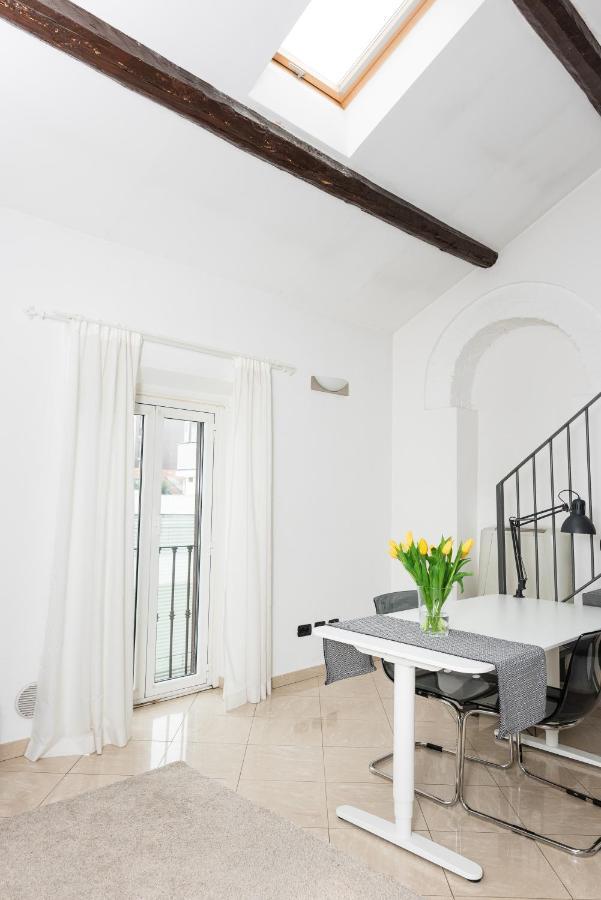 Apartamento Cozy Loft In A Fashion District Of Milán Exterior foto