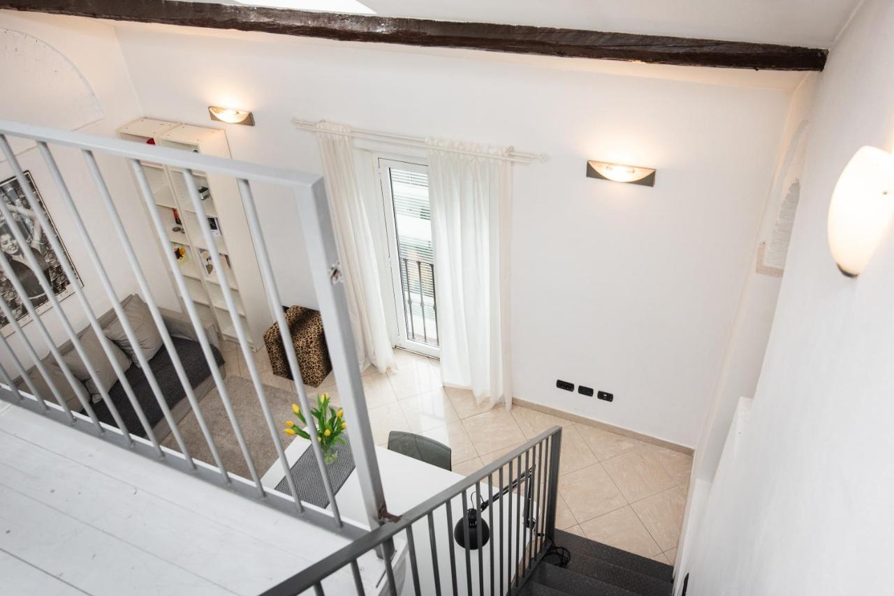 Apartamento Cozy Loft In A Fashion District Of Milán Exterior foto