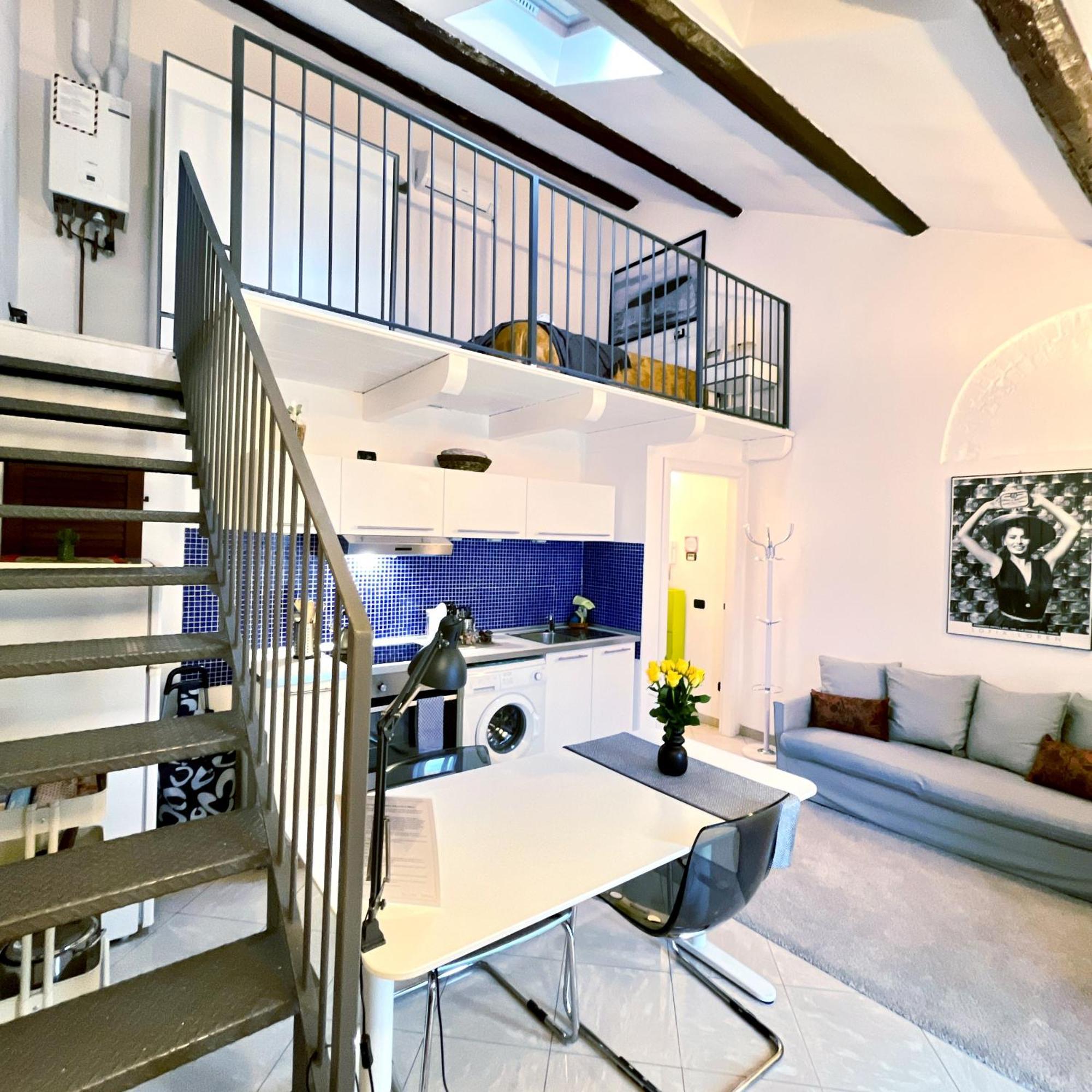 Apartamento Cozy Loft In A Fashion District Of Milán Exterior foto